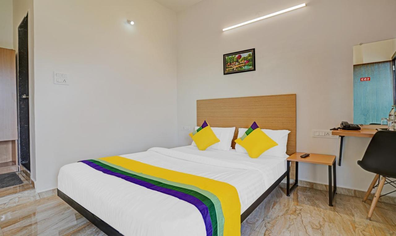 Itsy Hotels Flowers Park 纳西克 外观 照片