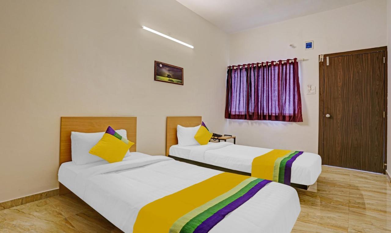 Itsy Hotels Flowers Park 纳西克 外观 照片