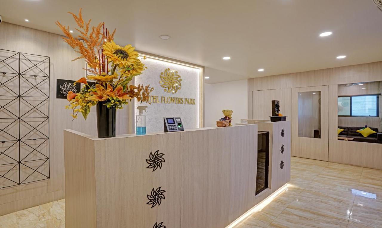 Itsy Hotels Flowers Park 纳西克 外观 照片